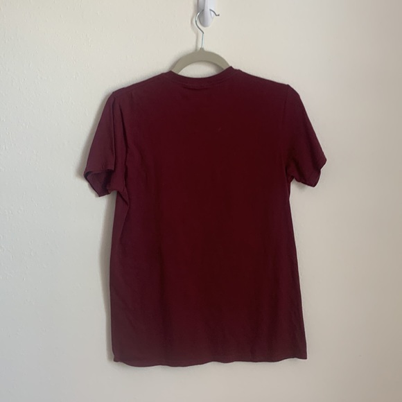 Harry Potter Gryffindor Shirt - Picture 2 of 3